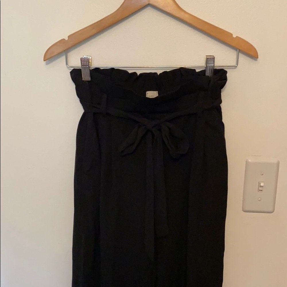 Black Paper-bag Pants